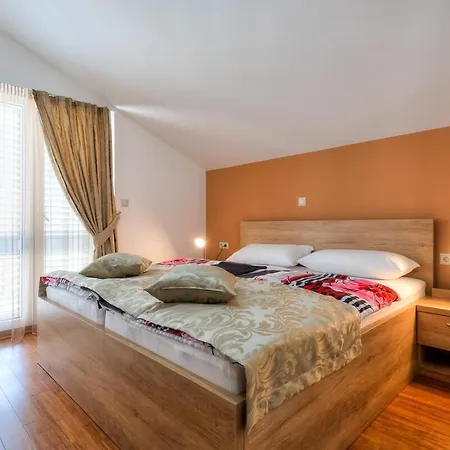 Luxury-new Apartament Podstrana