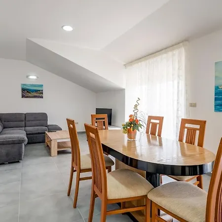 Apartament Luxury-new *
