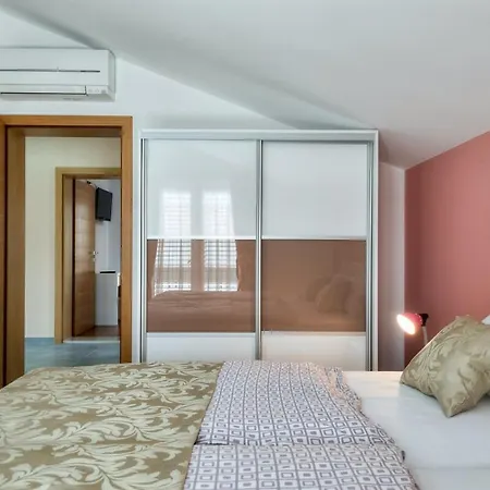 Apartment Luxury-new Podstrana